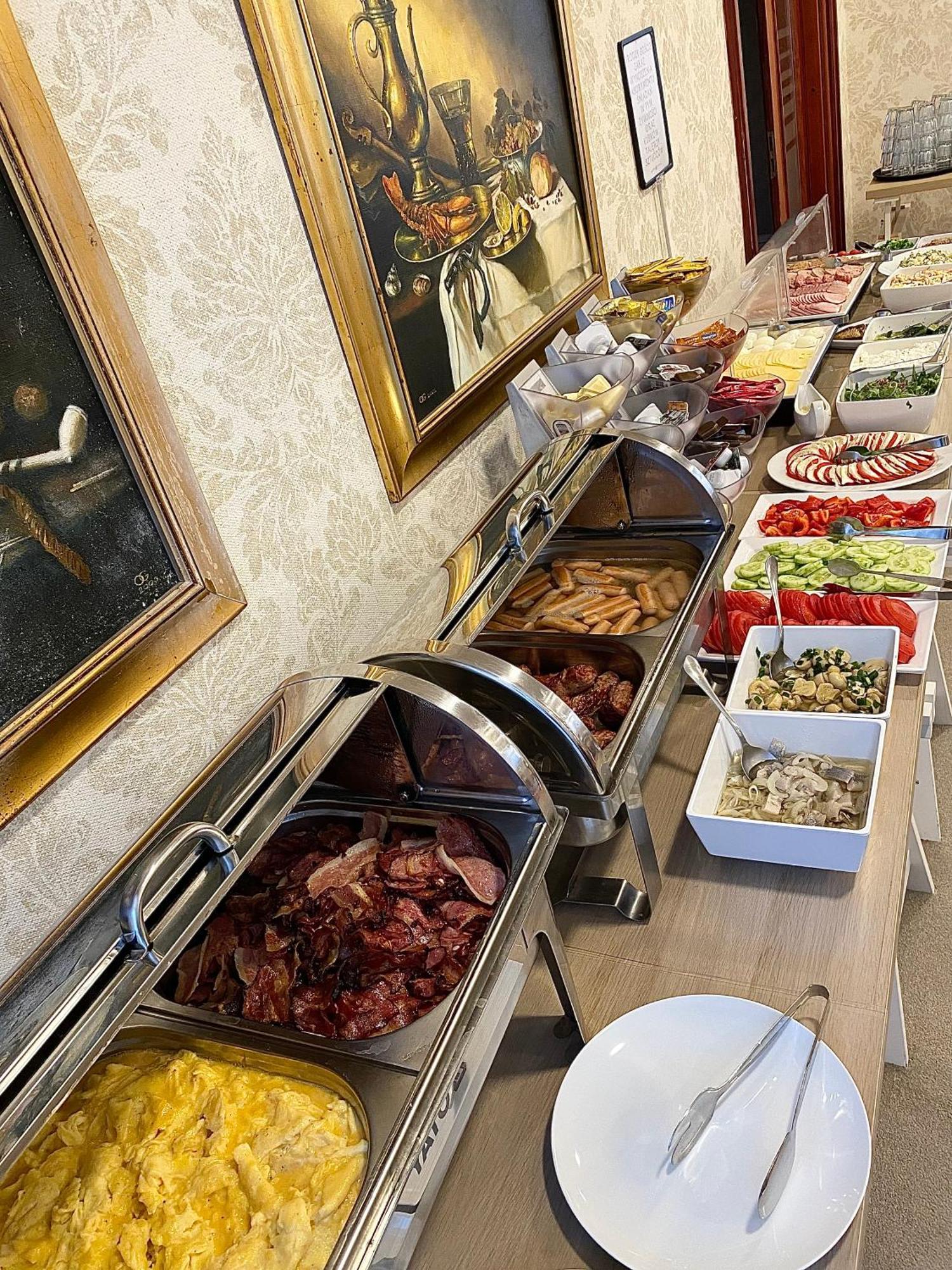 Hotel Lival Гданьск Экстерьер фото